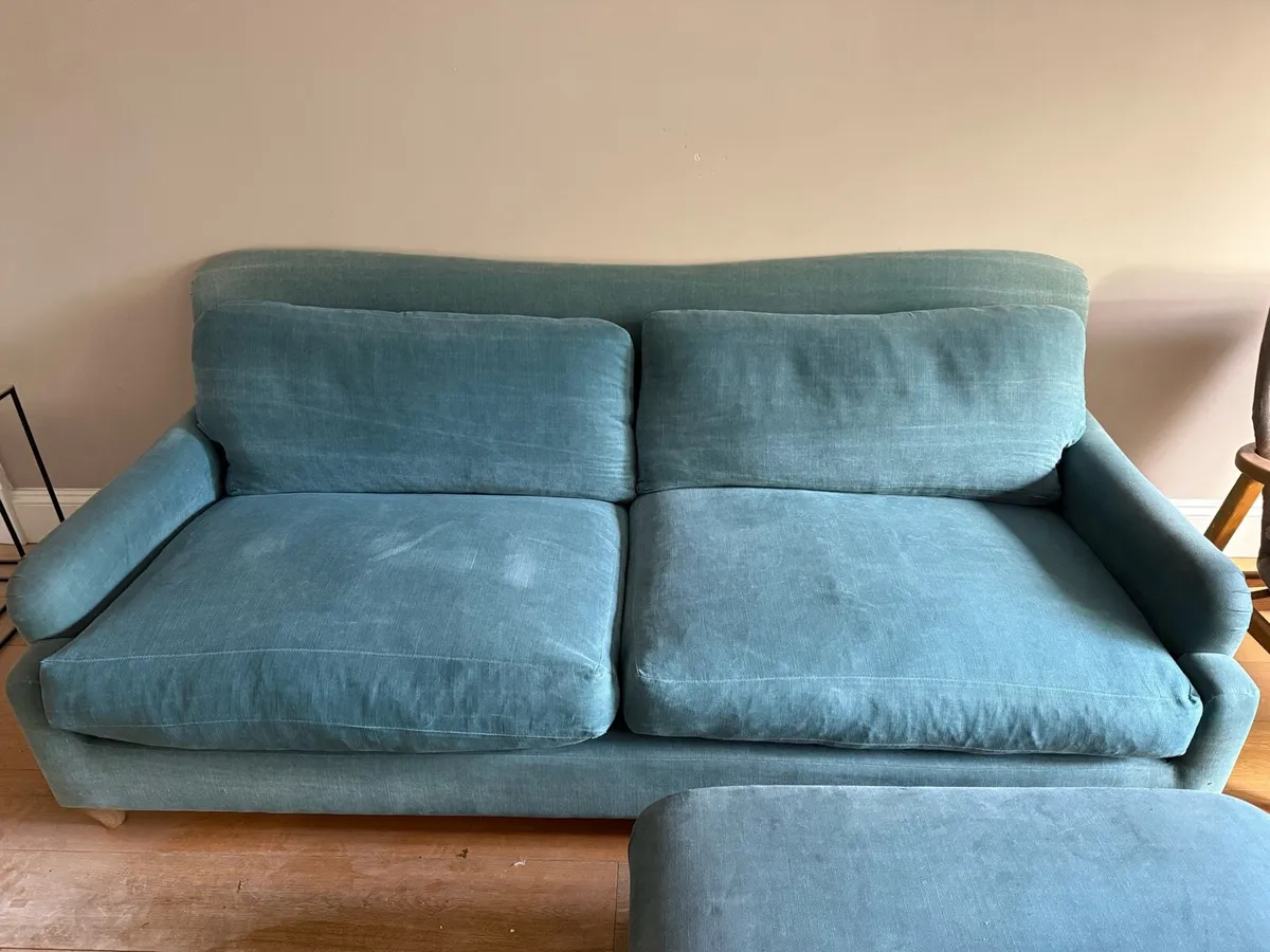 Loaf Pavlova Sofa and matching footstool - Image 1