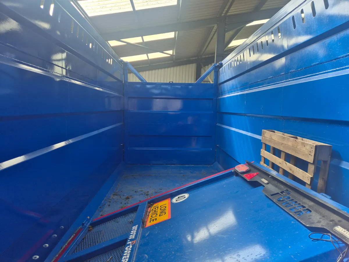 Ex hire Power 20ft silage trailer - Image 3