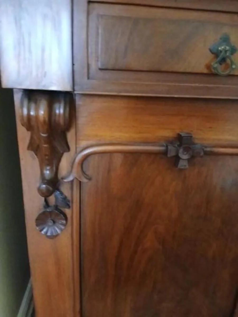 ANTIQUE DISPLAY CABINET - Image 4