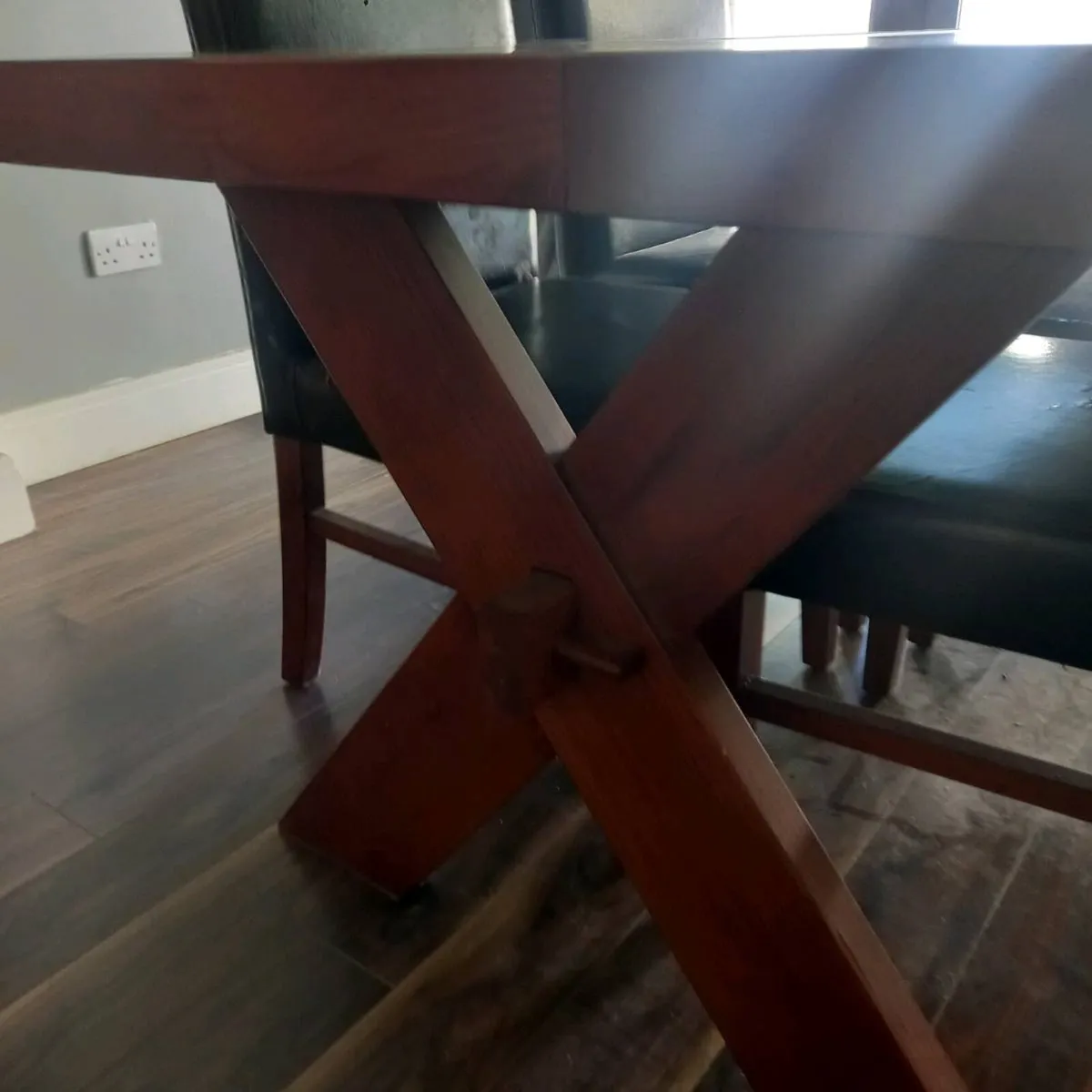 Dining room table - Image 3