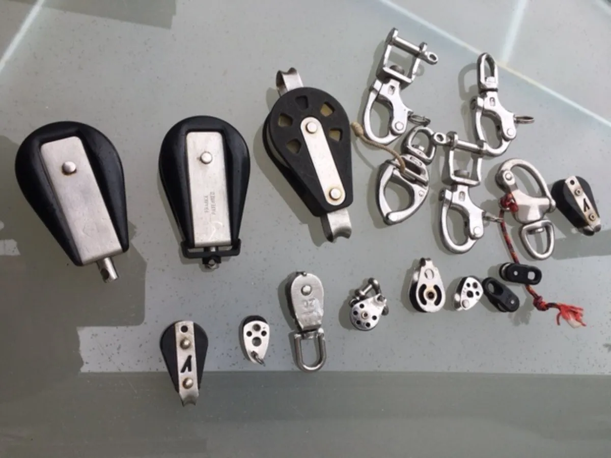 SAILING EQUIPMENT - Image 2