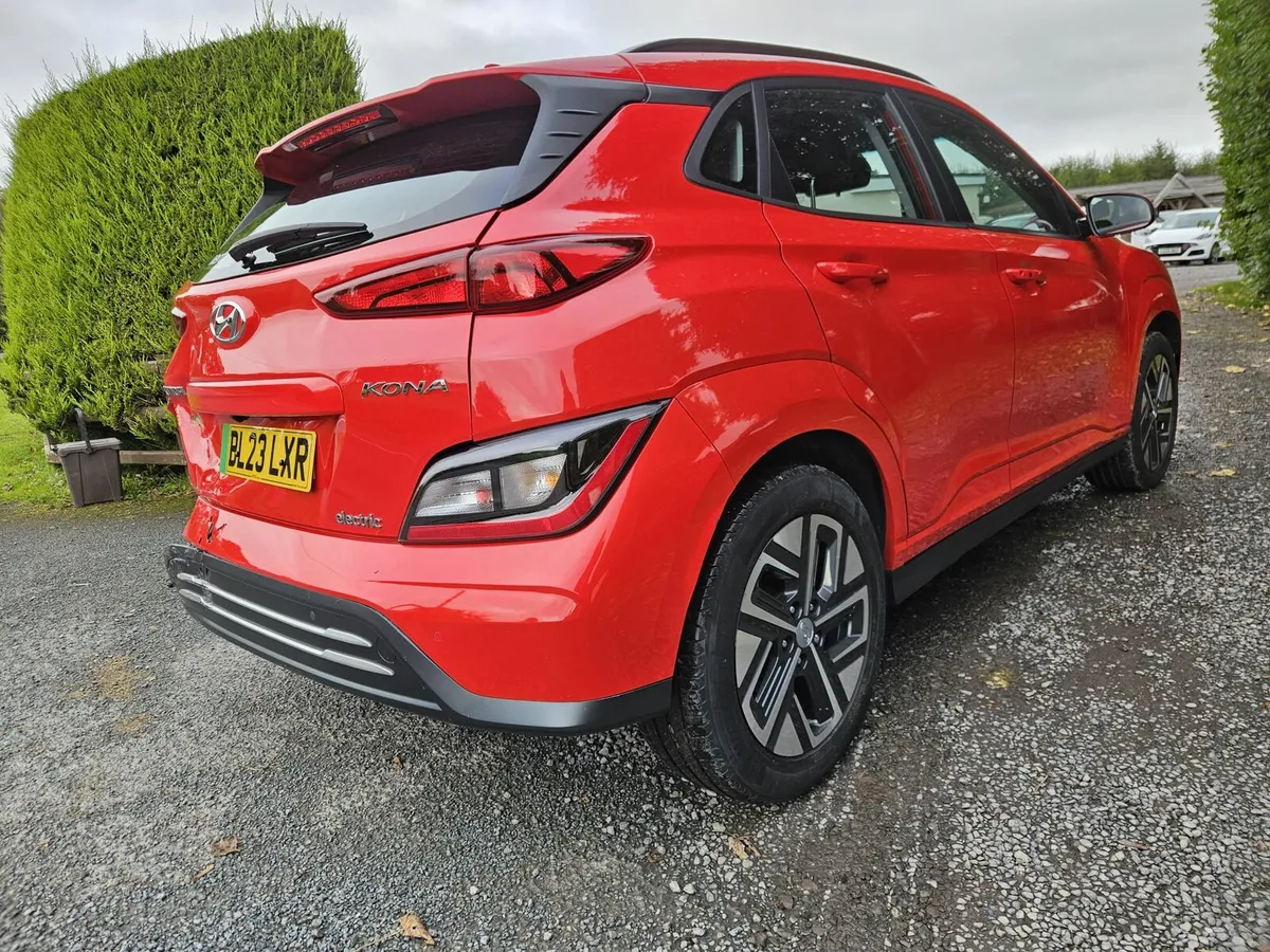 2023 Hyundai Kona EV - Image 3