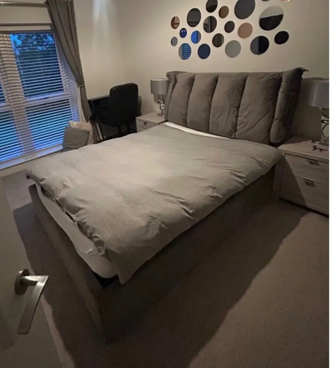 Double bed - Image 2