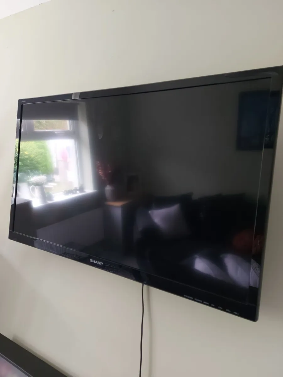 32 inch Sharp tv - Image 1
