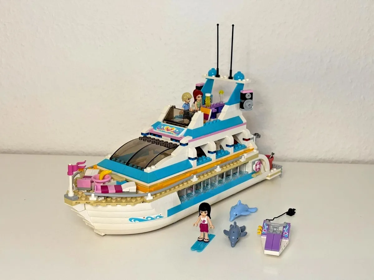 LEGO FRIENDS Dolphin Cruiser 41015