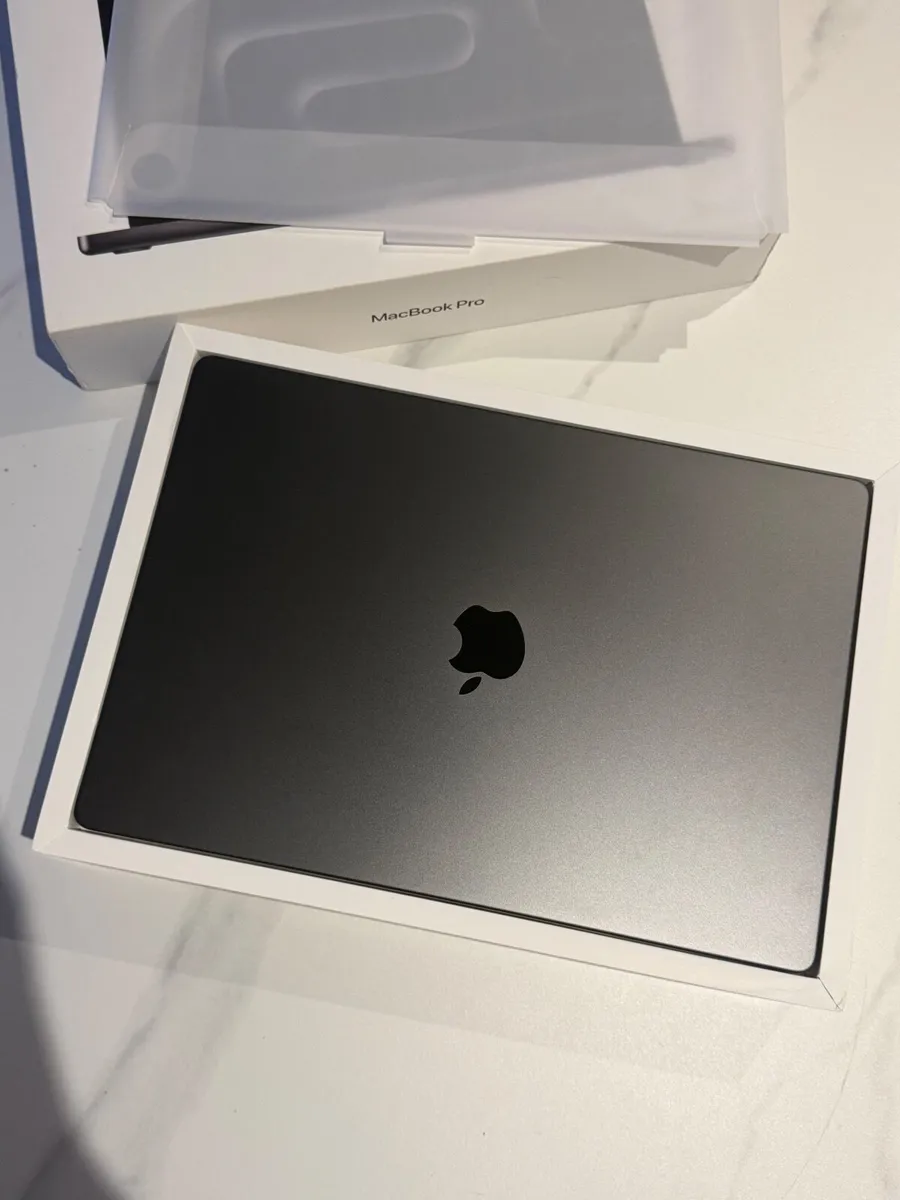 Macbook Pro 16 Inch M3 Pro 36gb Ram 512gb ssd - Image 3