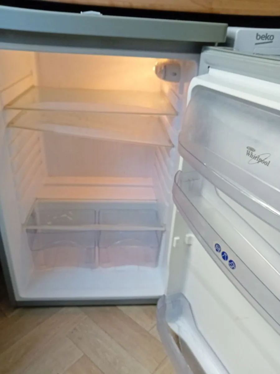 Fridge - Image 4