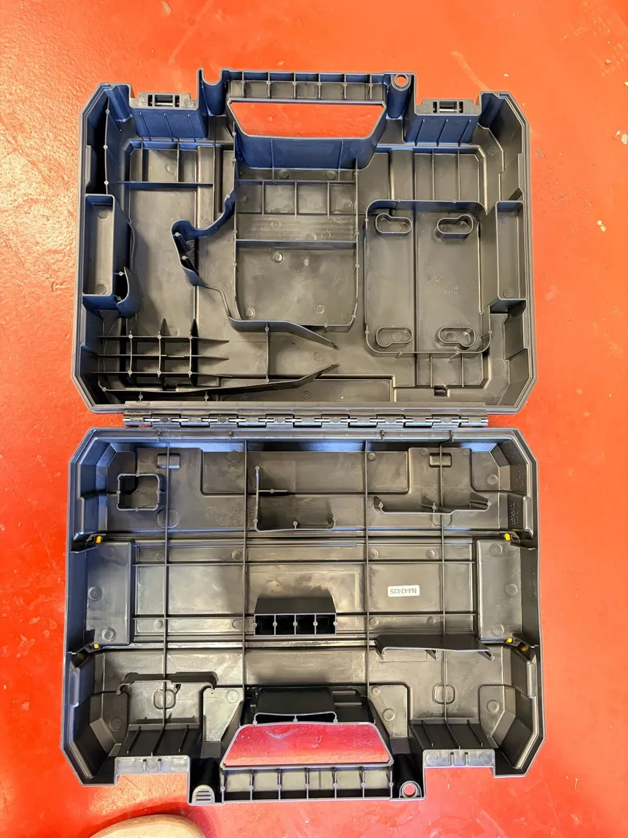 DeWalt TSTAK Heavy-Duty Tool Storage Case – Empty - Image 2