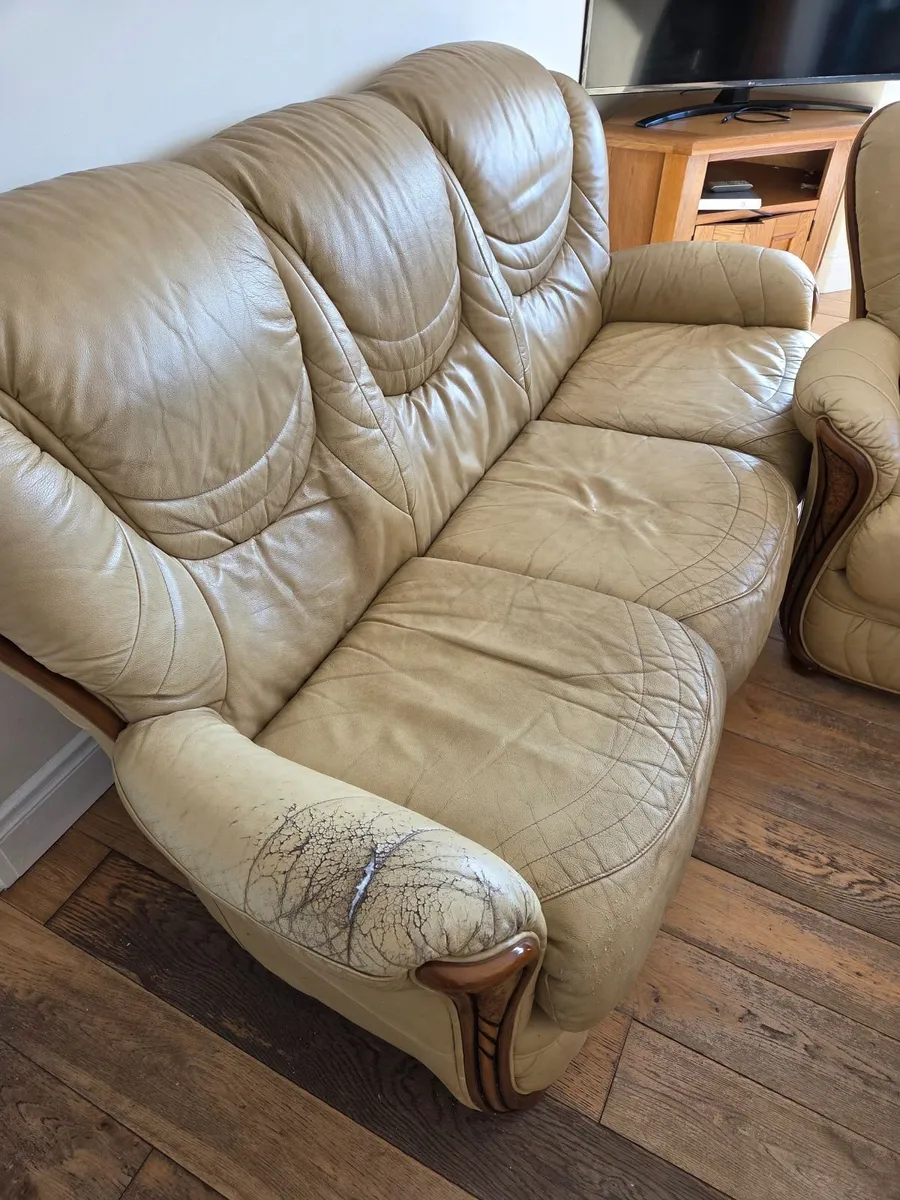 3 piece suite of furniture - Image 4