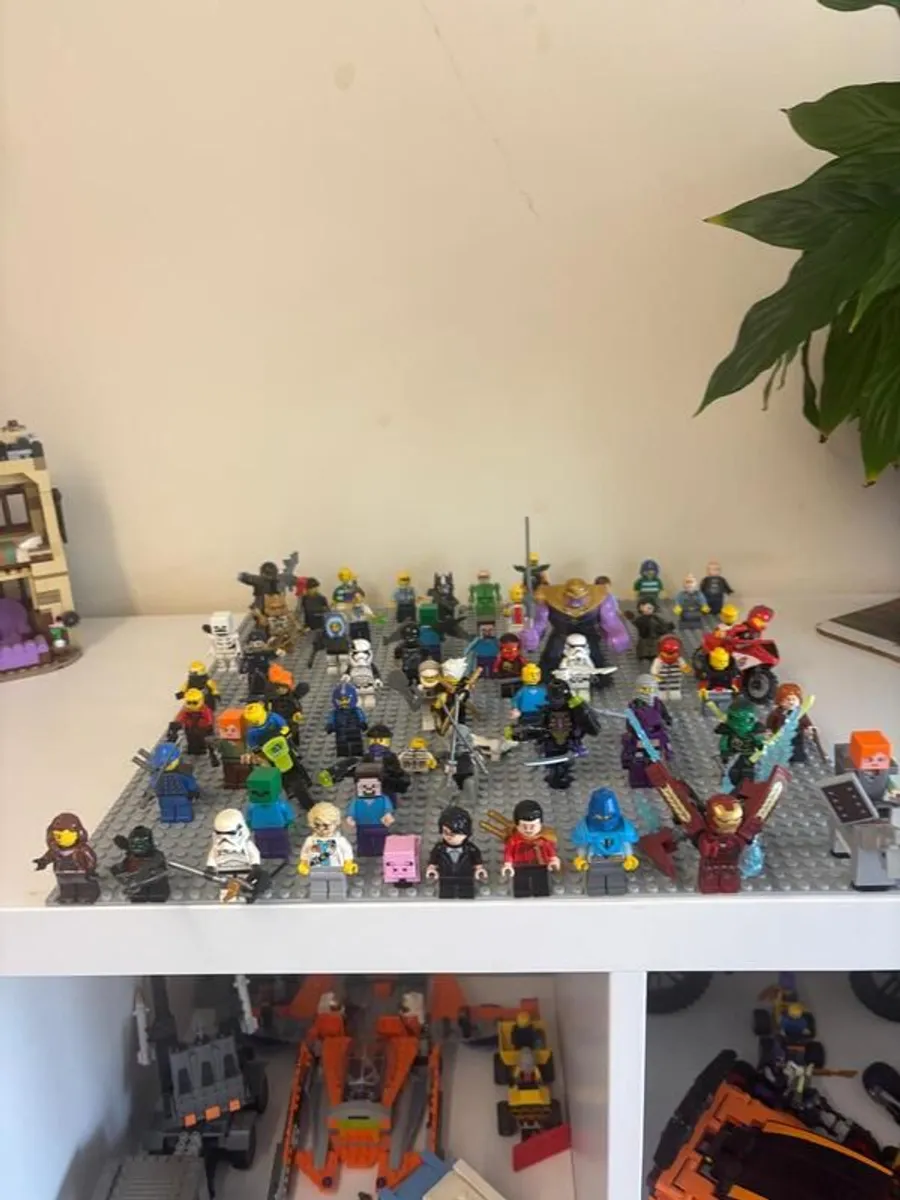 Huge Lego bundle. 50+ mini figures, Technic, Harry Potter, Star Wars, Ninjago, Minecraft and more. - Image 1