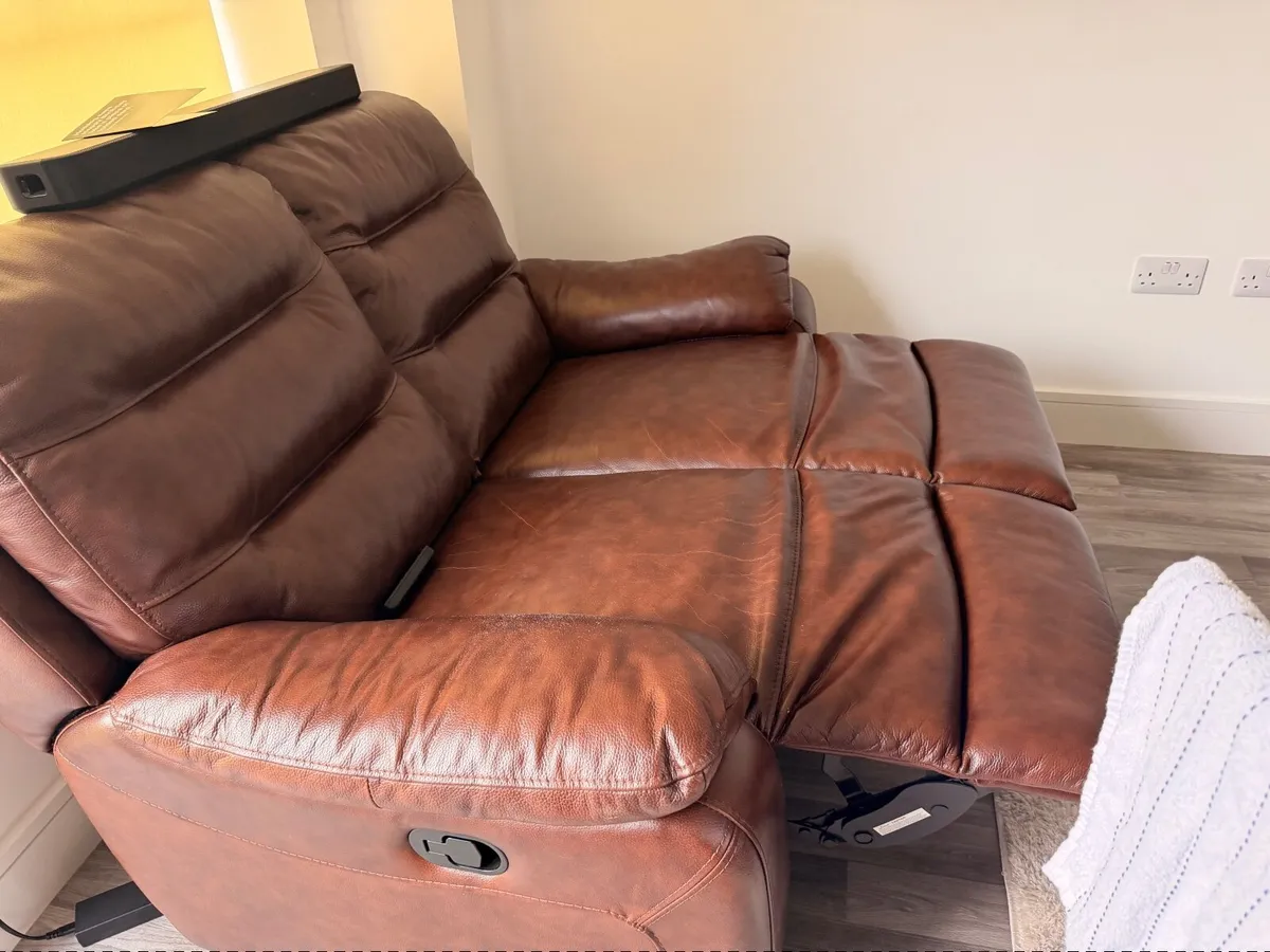 Leather sofas - Image 3