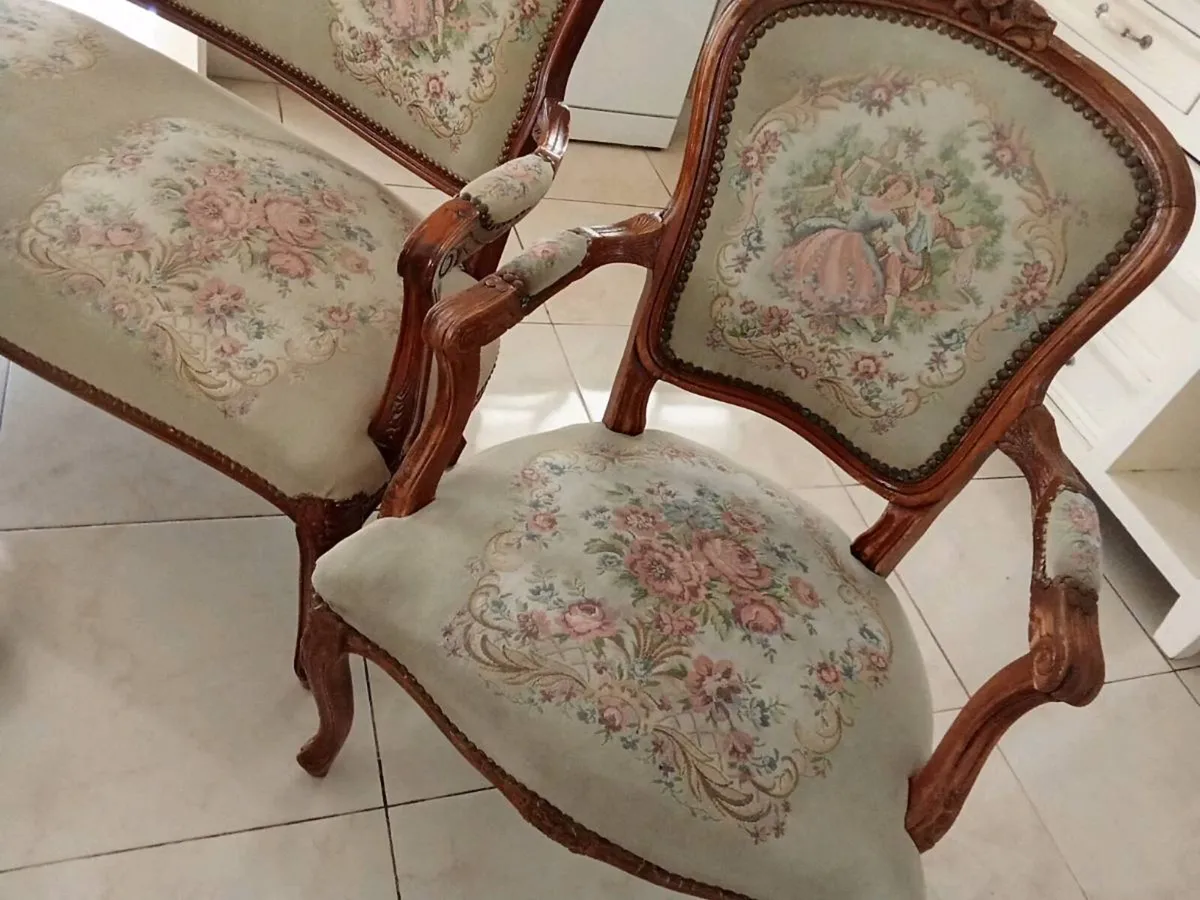 Vintage sofa - Image 4