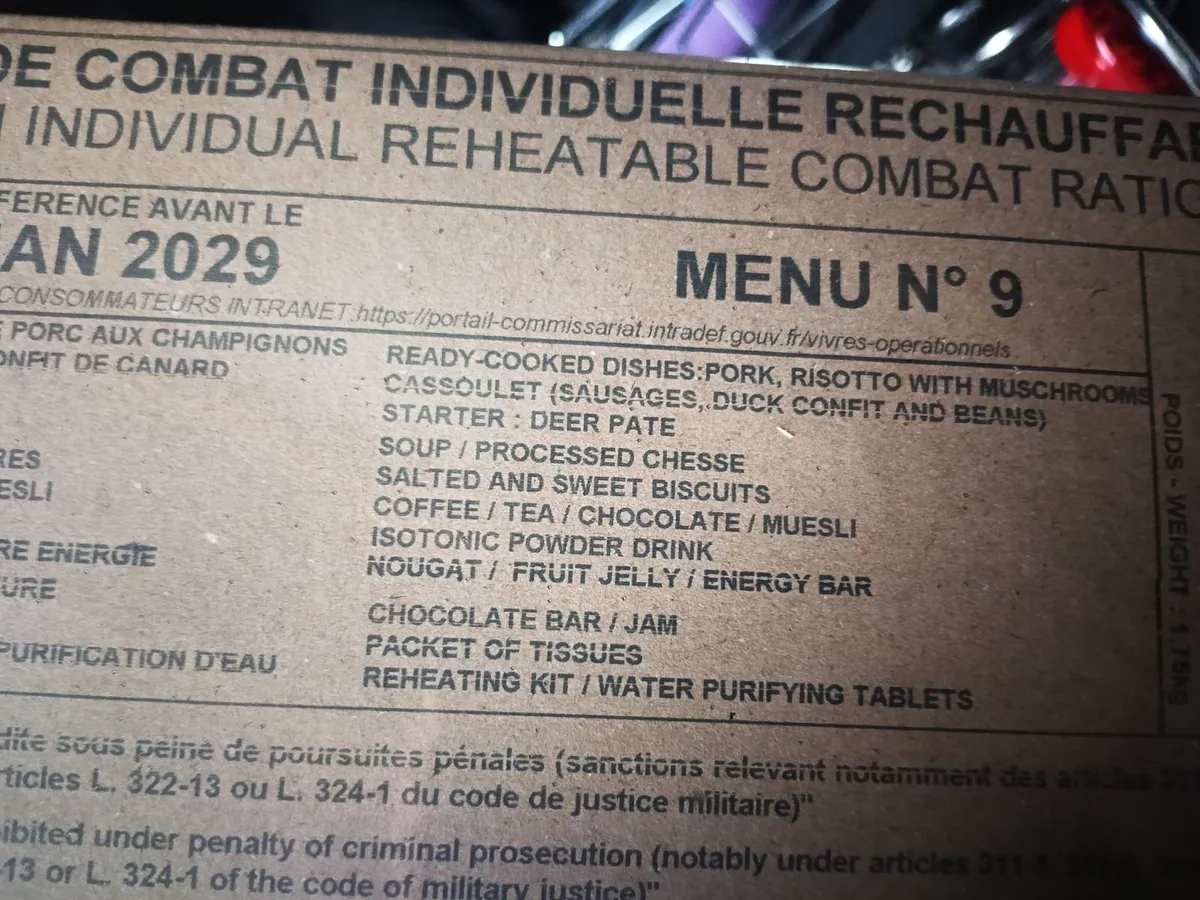 Military 24 hour field ration French with heater. - Image 3