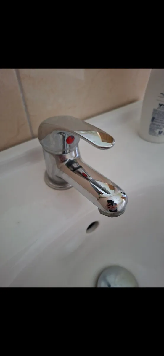 Sonas basin & full pedestal sink - Image 3