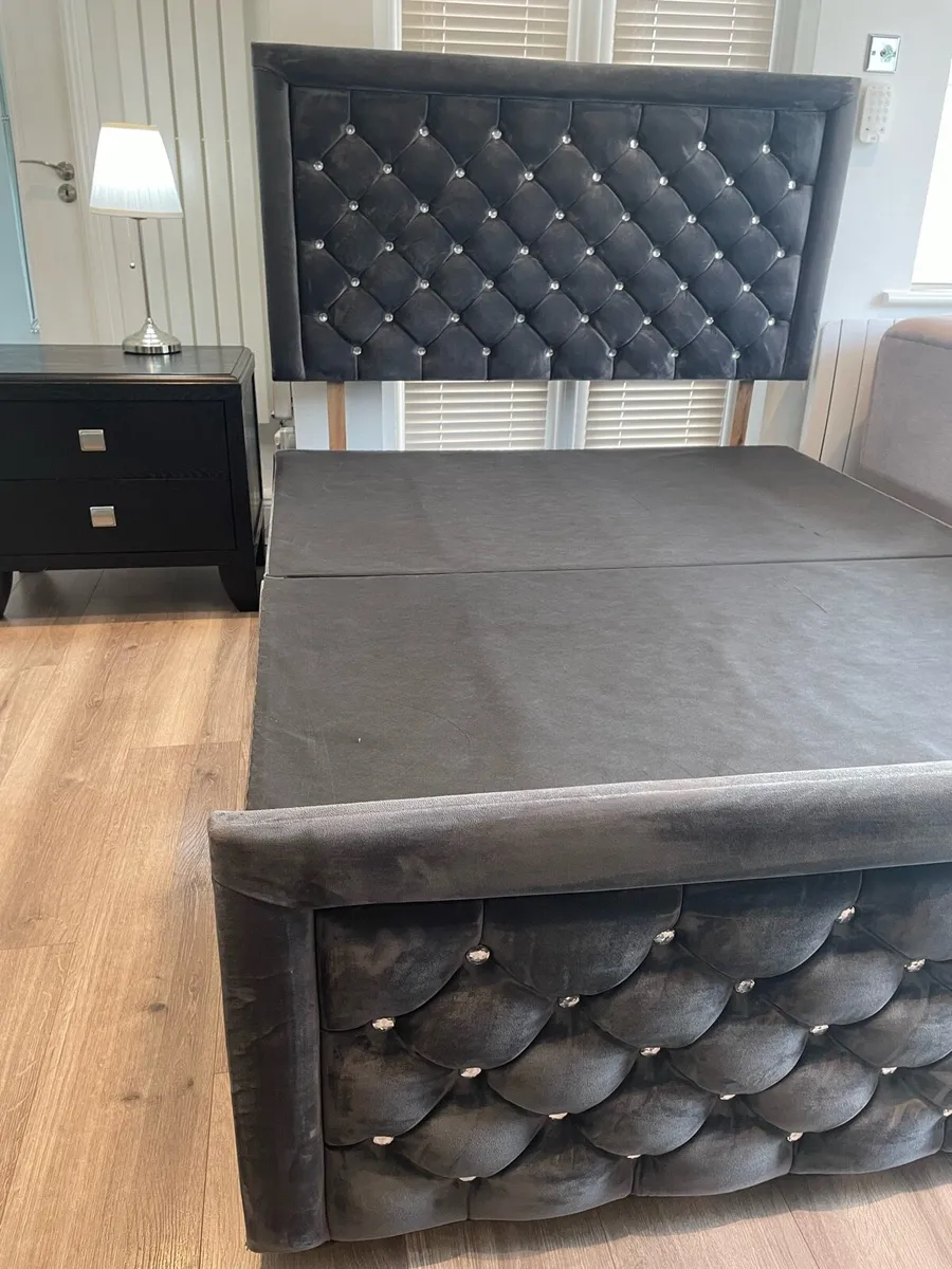 King size bed Frame - Image 1