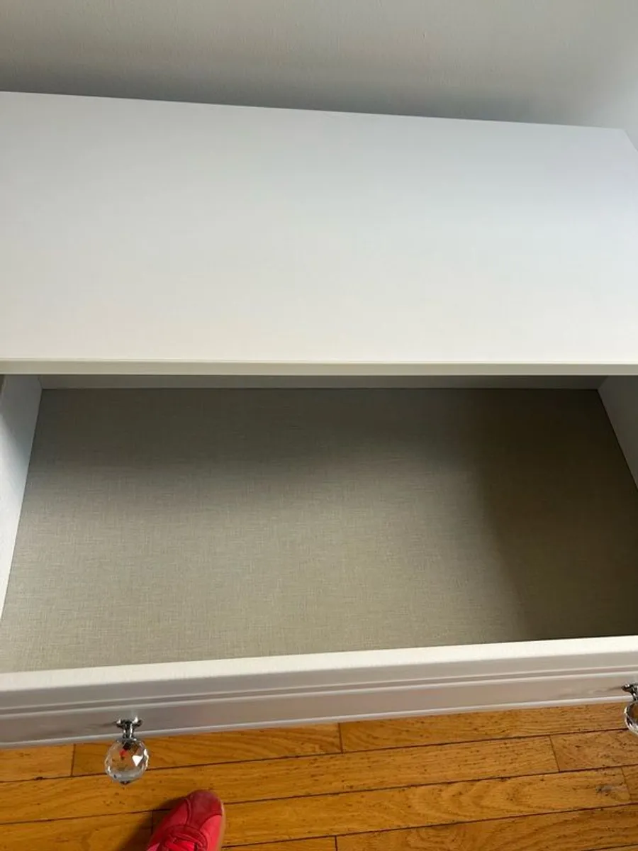 two chest of drawers - Image 3