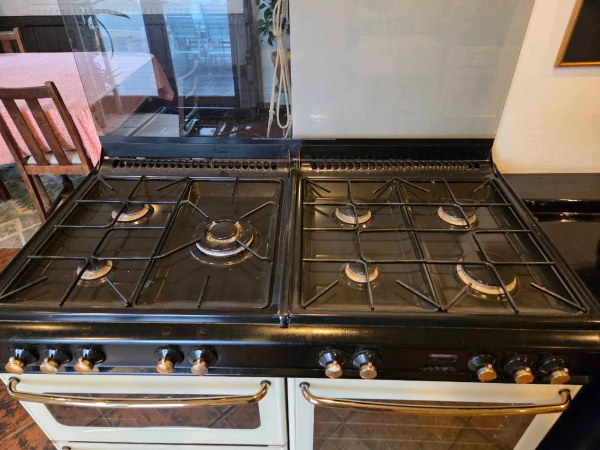 Gas & Electric Cooker - Image 2