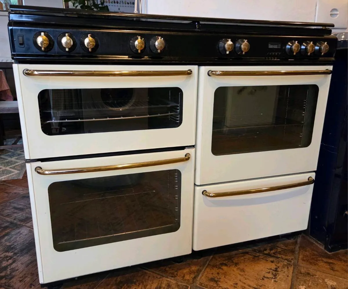 Gas & Electric Cooker - Image 1