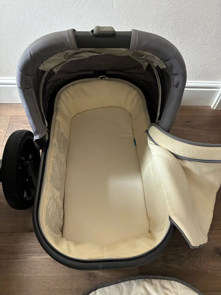 Uppababy Vista - Image 3