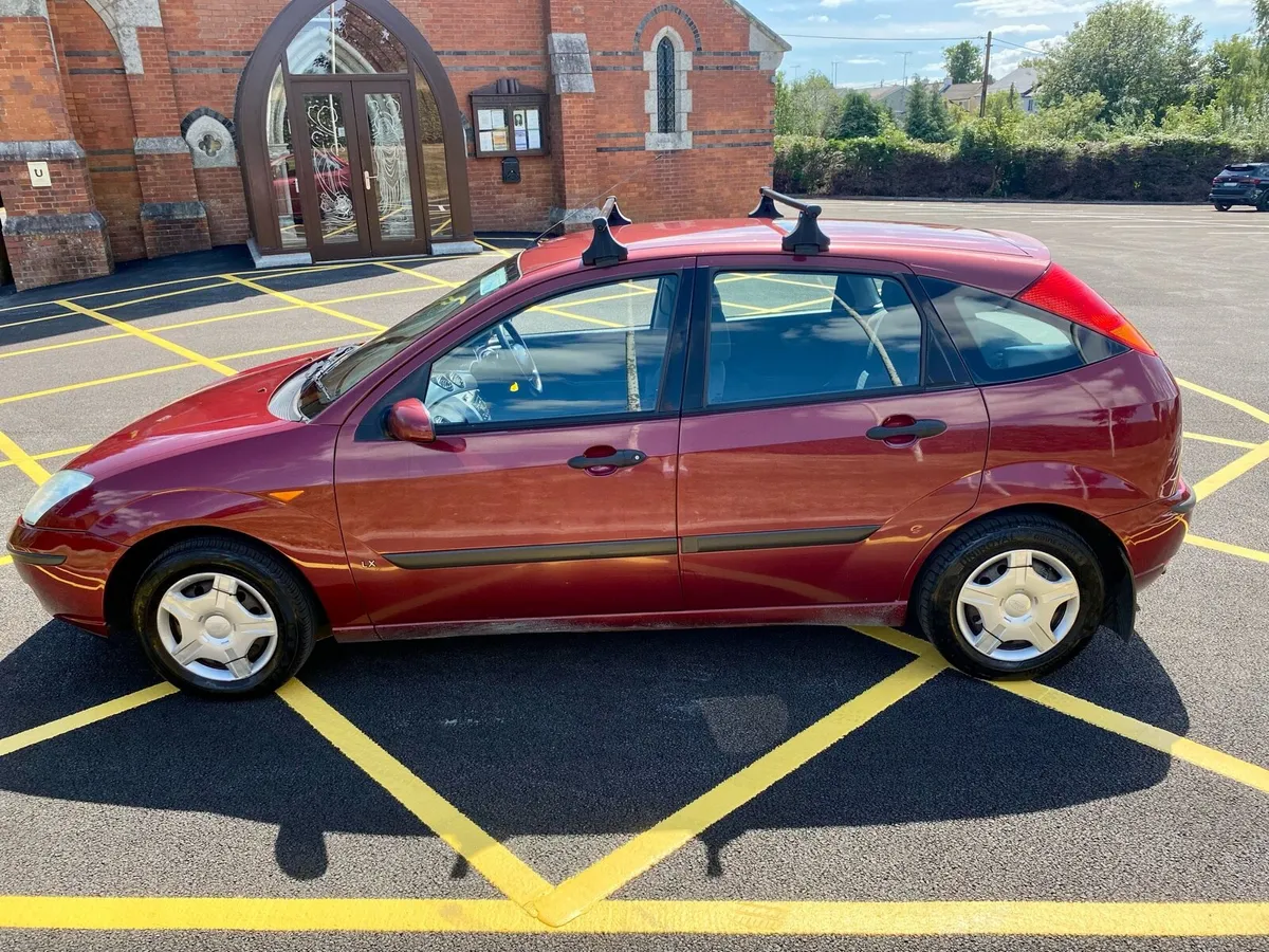 FORD FOCUS 1.4 LX  H/B  2004  NCT :  30-05-2027 - Image 4