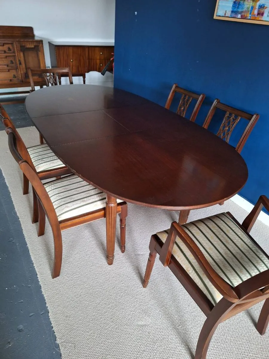 Elegant Mahogany Extend Dining Table & 6 chair - Image 2