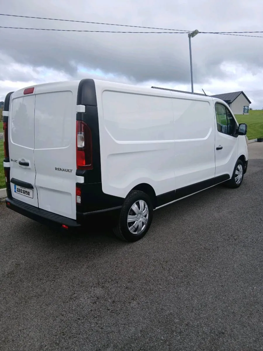 ☆☆☆Renault Trafic Low Miles NO VAT☆☆☆ - Image 4