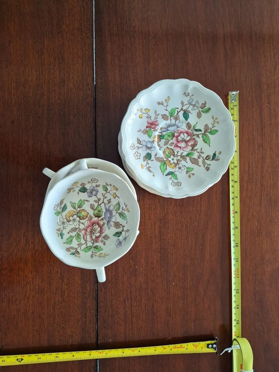 Royal Doulton D6195 Floral Multicolour Dinner 41pc - Image 4