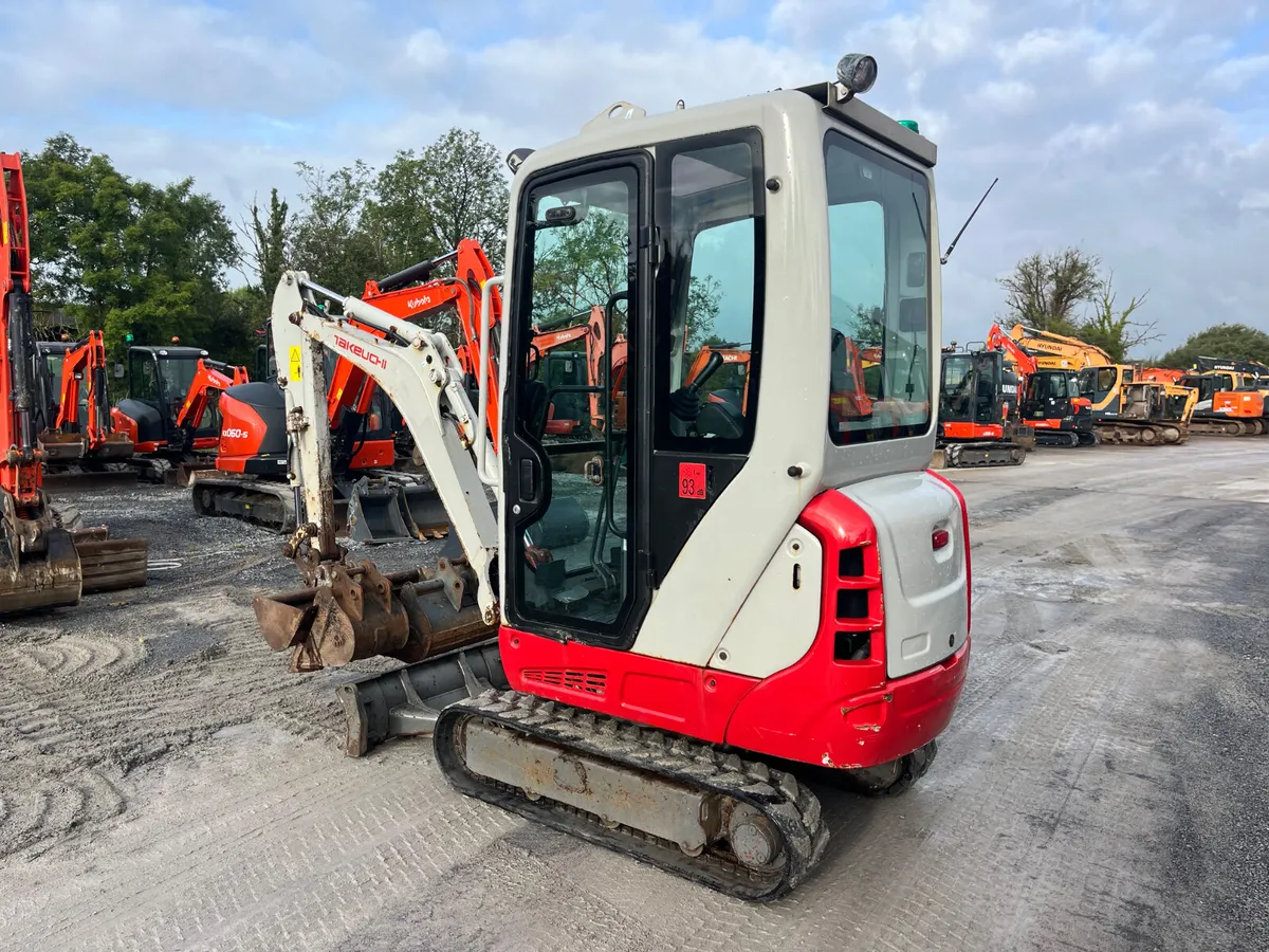 2020 Takeuchi TB016 - Image 3