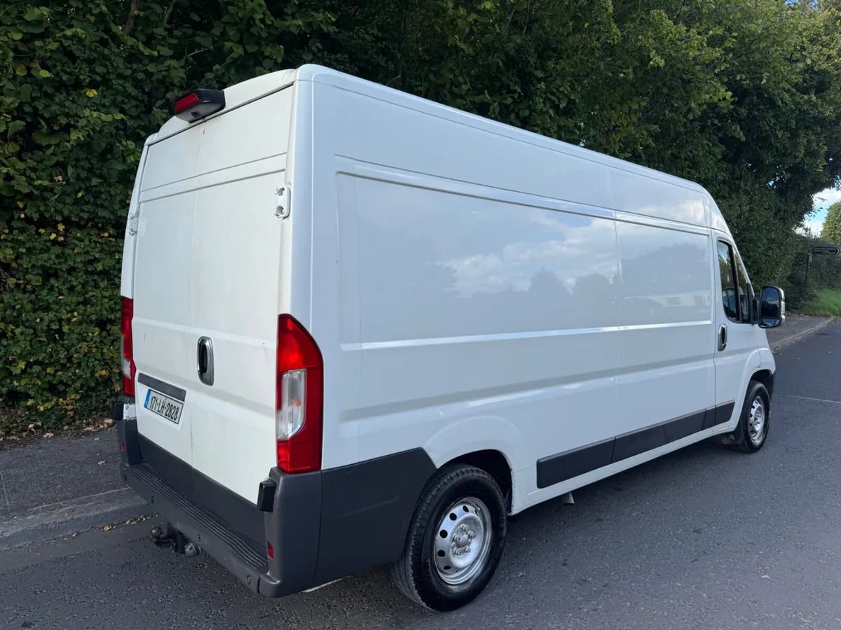 Citroen Relay cvrt 7/27 tax 4/27 (Aircon ) - Image 2