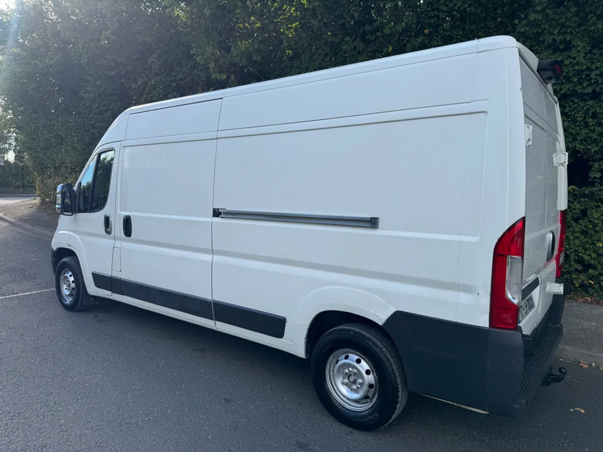 Citroen Relay cvrt 7/27 tax 4/27 (Aircon ) - Image 4