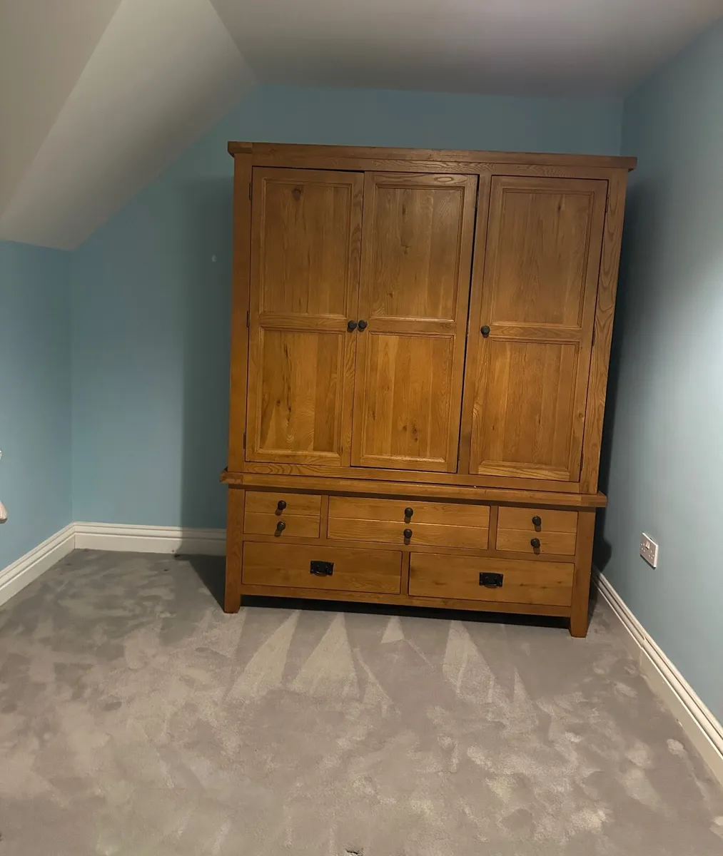 Oak Wardrobe - Image 3