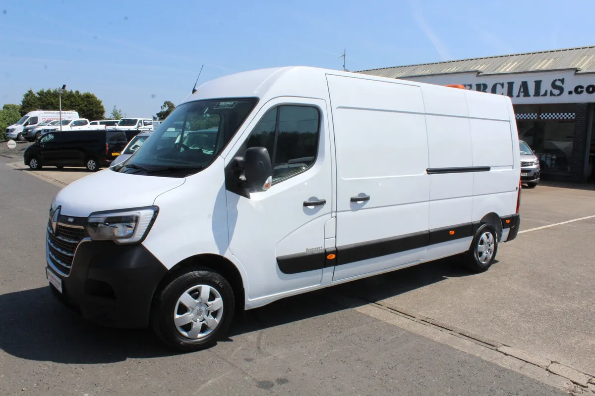 2023 Renault Master LM35 Business+ - Image 3
