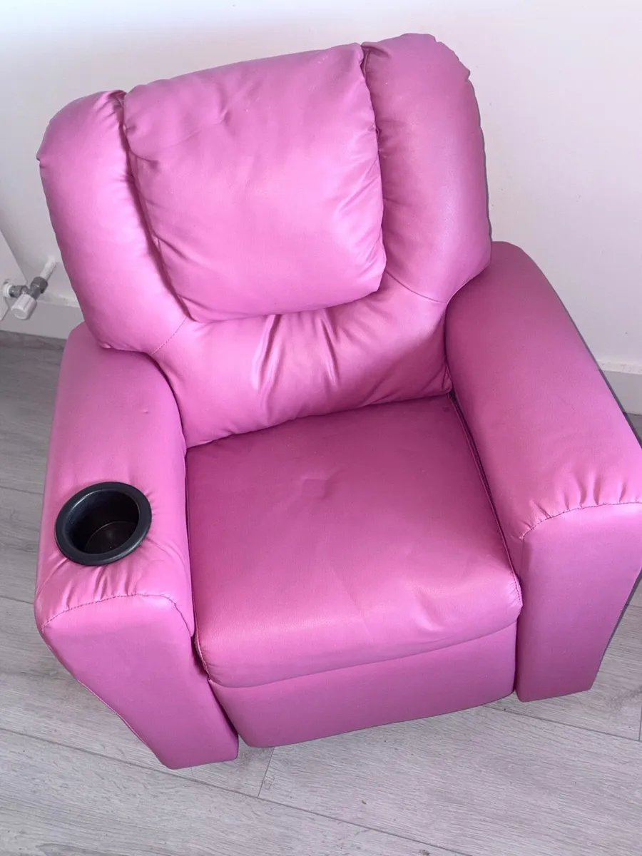 Kids recliner - Image 2