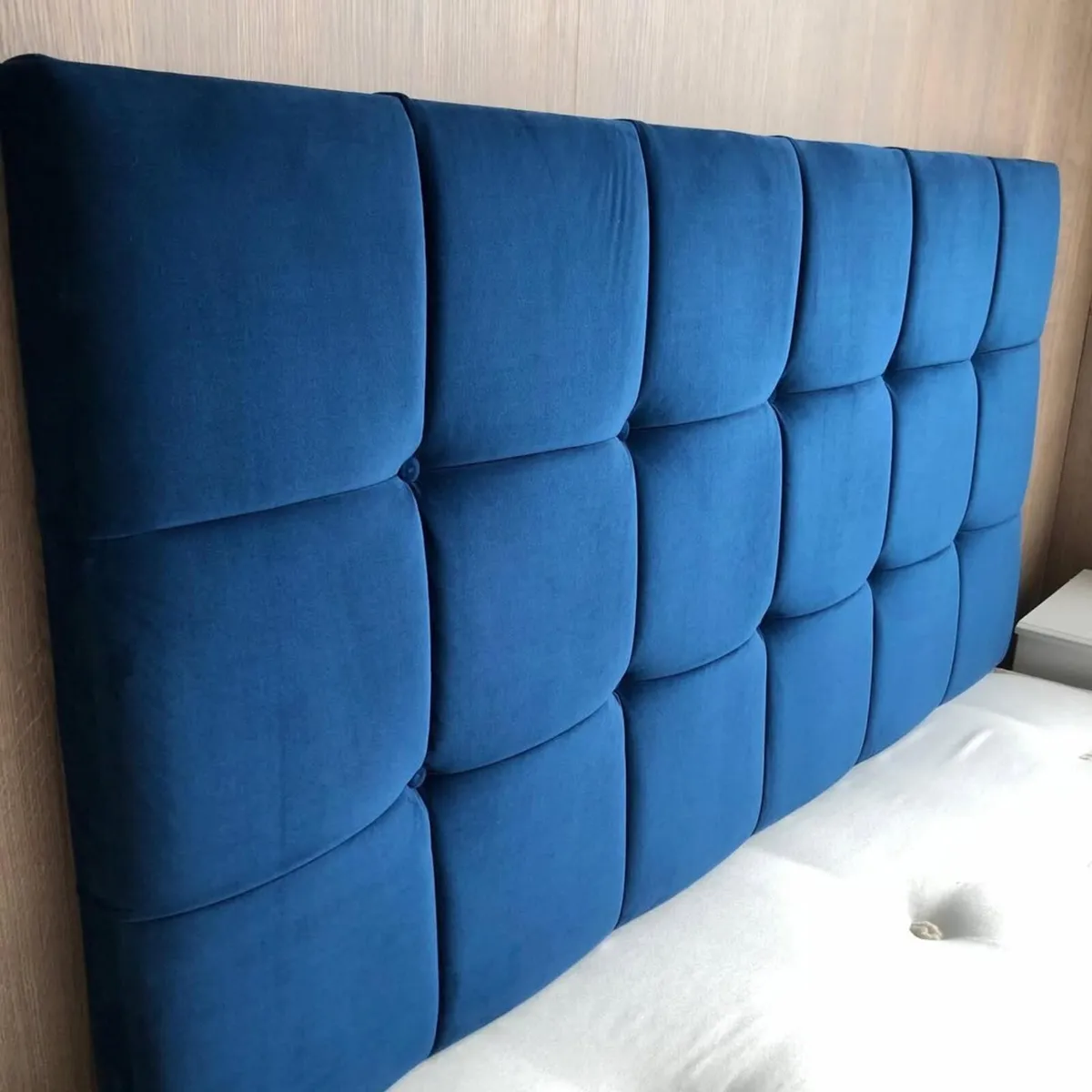 Free Delivery Luxus Divan Beds - Image 4