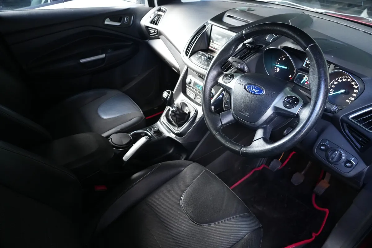 2016 Ford Kuga 2.0 Diesel Manual COMMERCIAL - Image 2