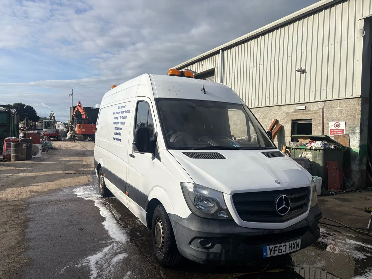 2013 Mercedes Sprinter Pearpoint Camera Van RWD - Image 1