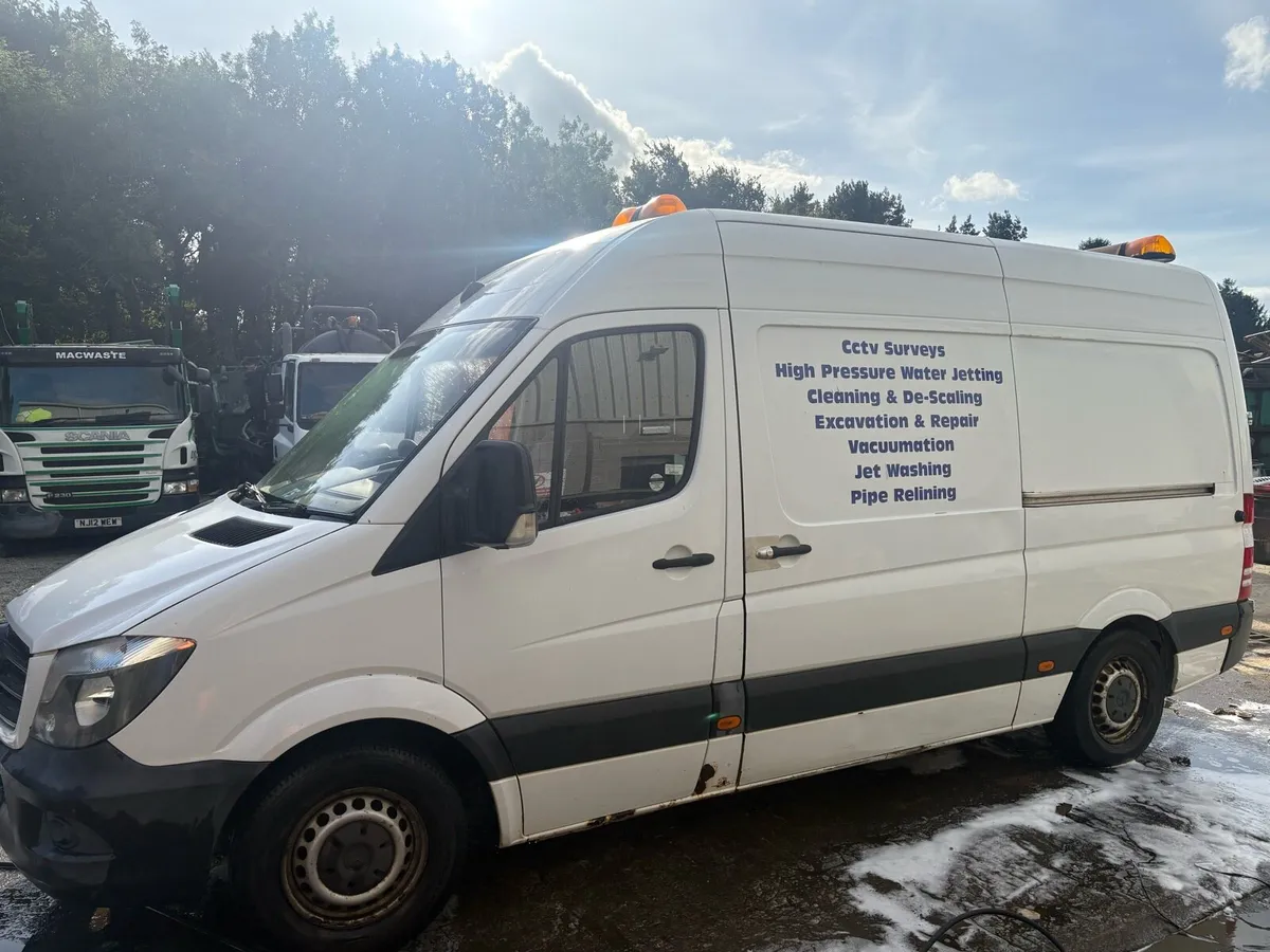 2013 Mercedes Sprinter Pearpoint Camera Van RWD - Image 4
