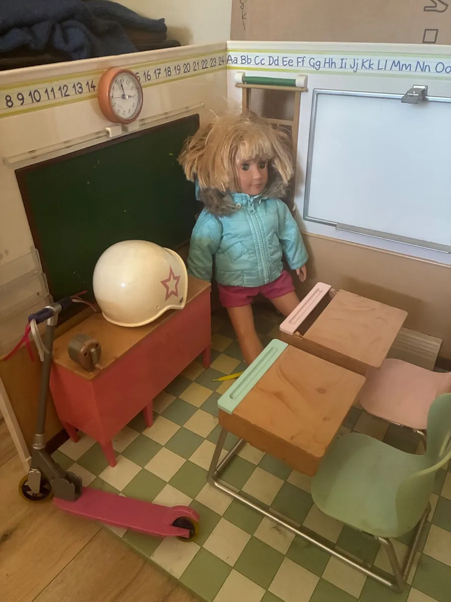 Our Generation Dolls Schoolhouse - Image 2