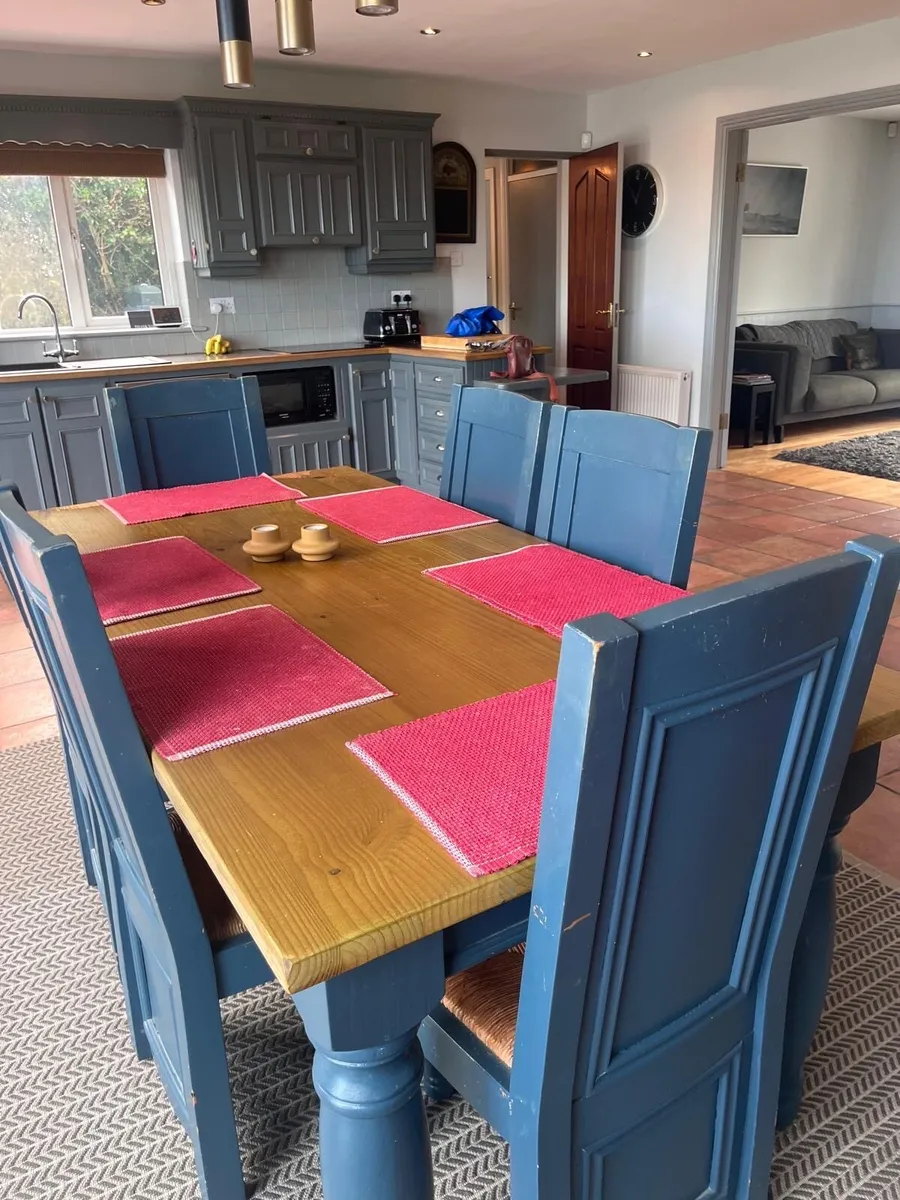 Dining Table & Chairs - Image 1