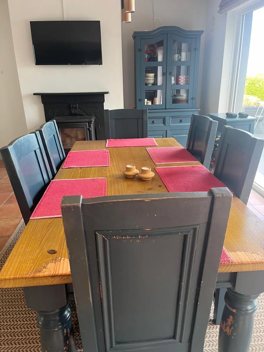 Dining Table & Chairs - Image 3