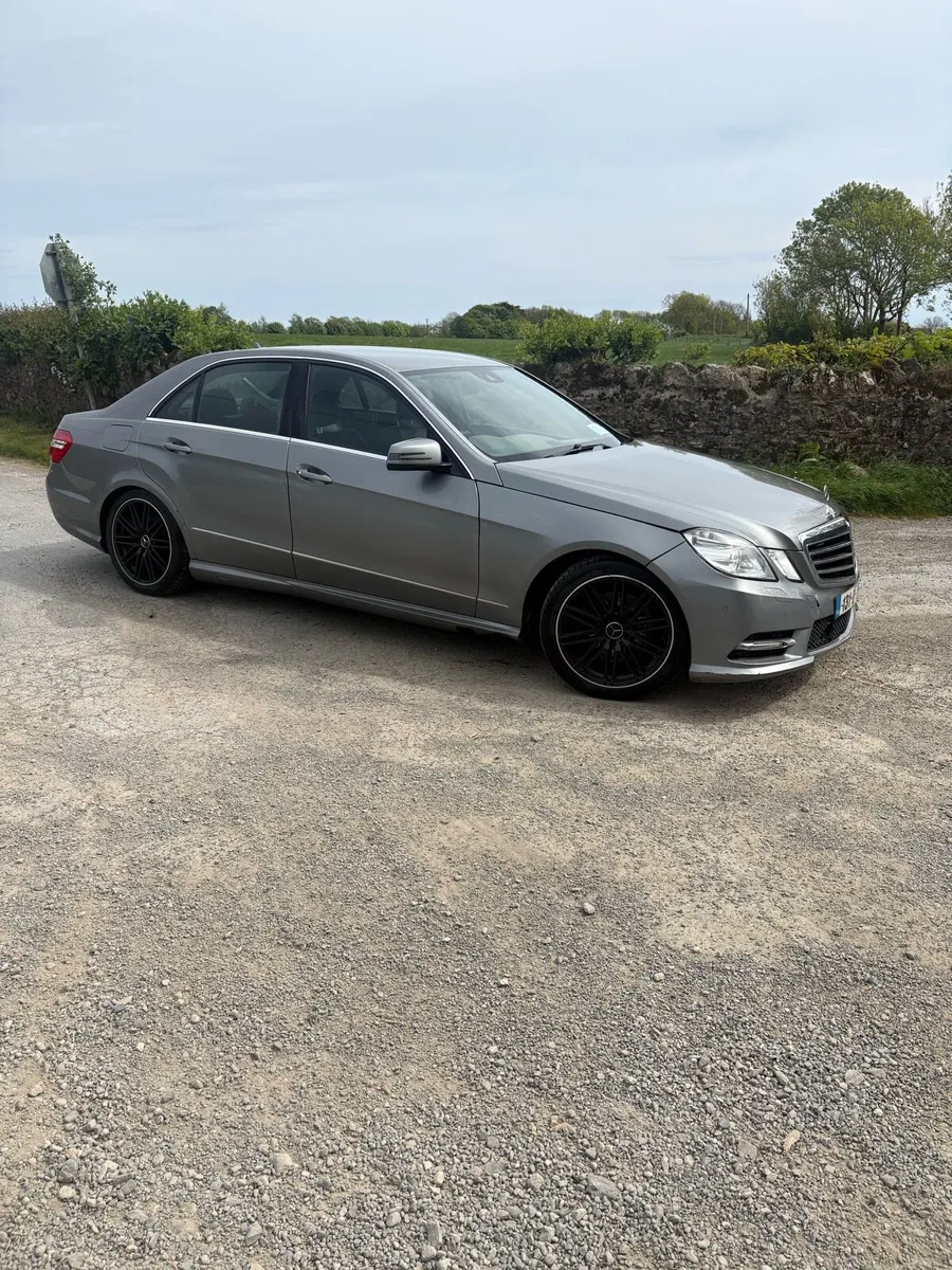 Mercedes E220d cdi 2.1 - Image 1