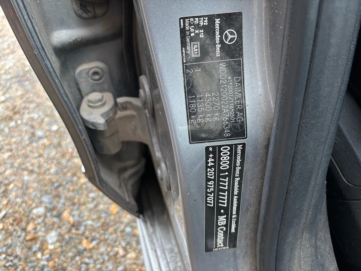 Mercedes E220d cdi 2.1 - Image 2