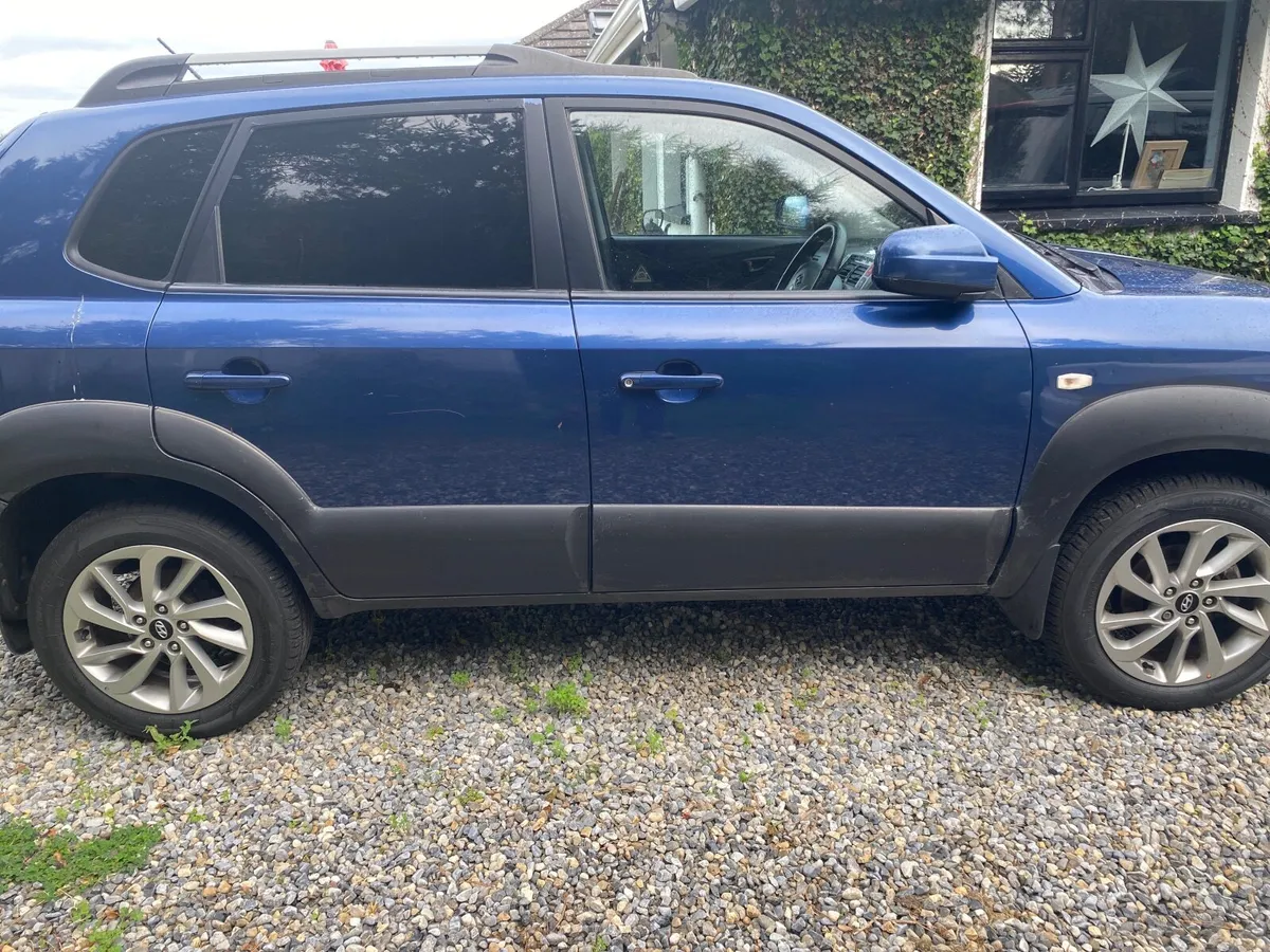 Hyundai Tucson 2007 - Image 2