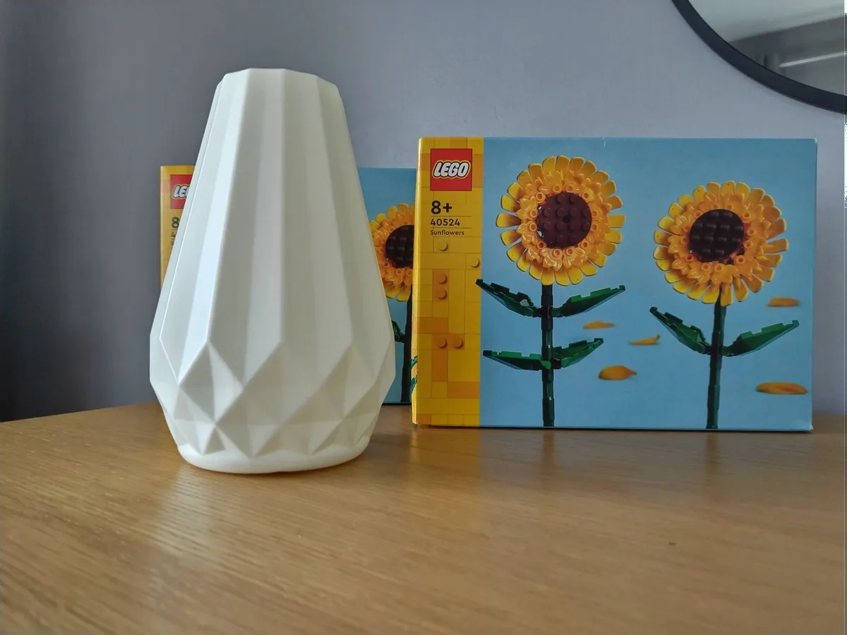 LEGO Botanicals Flower Sets €20.00 - Image 1