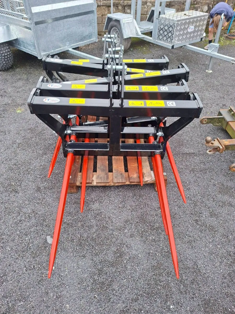 Bale spike (Euro 8 brackets & 3point linkage) - Image 4