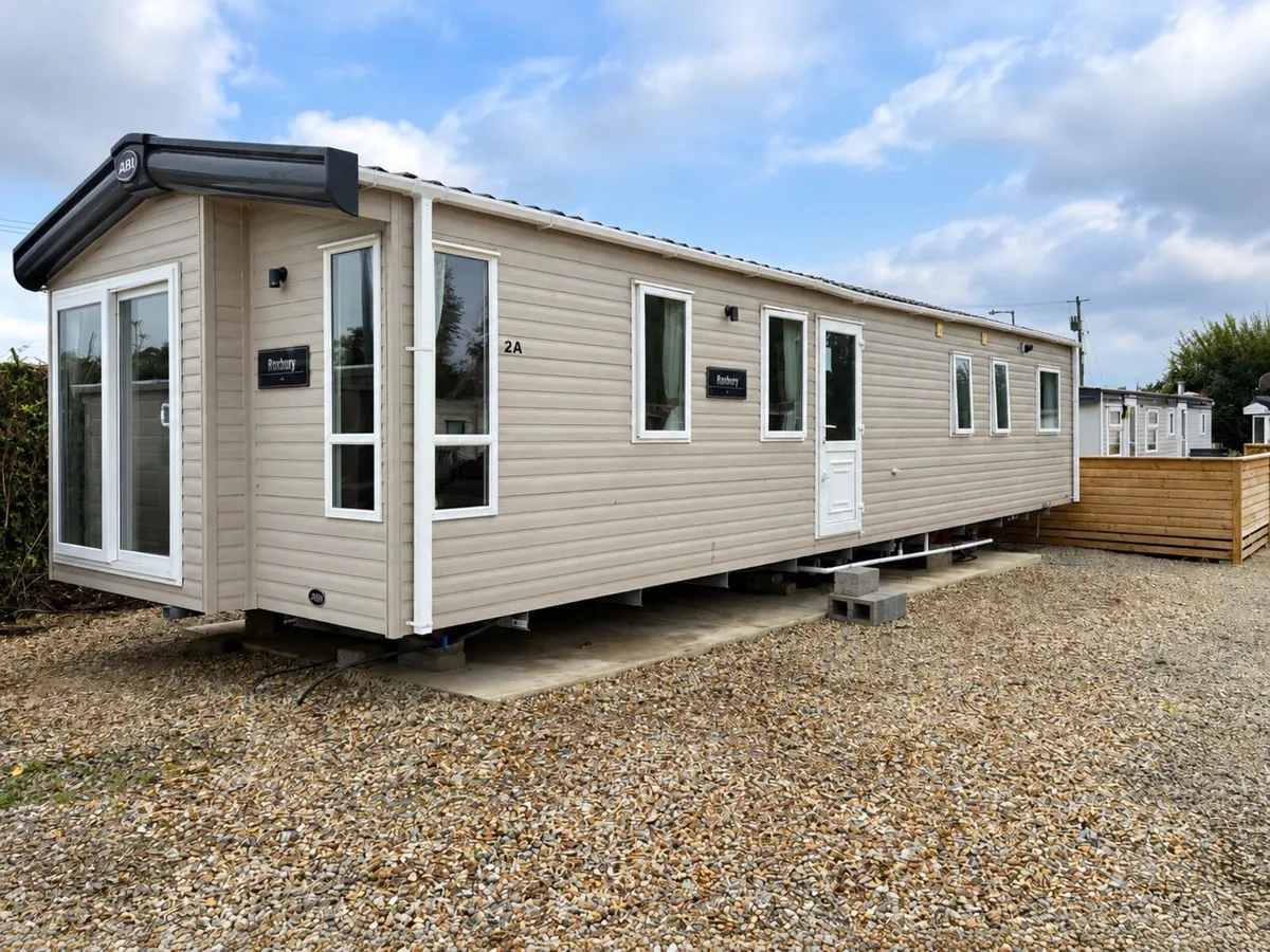 3 Bedroom ABI Roxbury Mobile Home for Sale on site - Image 2