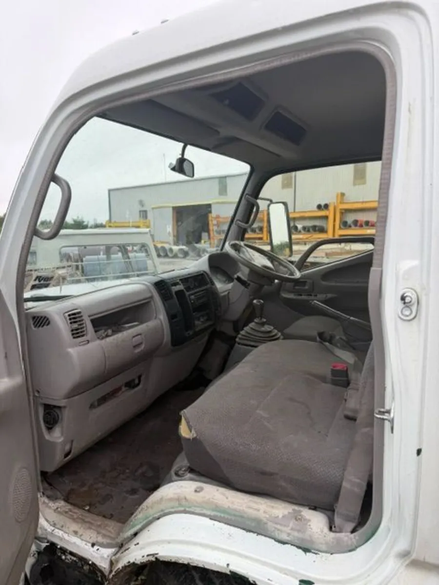 Toyota Dyna Pickup - Image 2