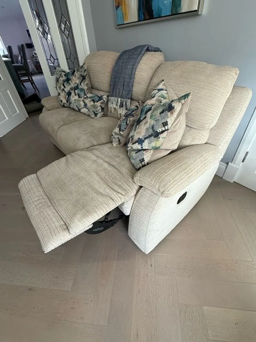 3 & 2 seater  recliner sofa - Image 4