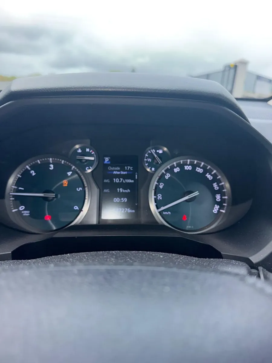 Toyota Land Cruiser 2021 - Image 2