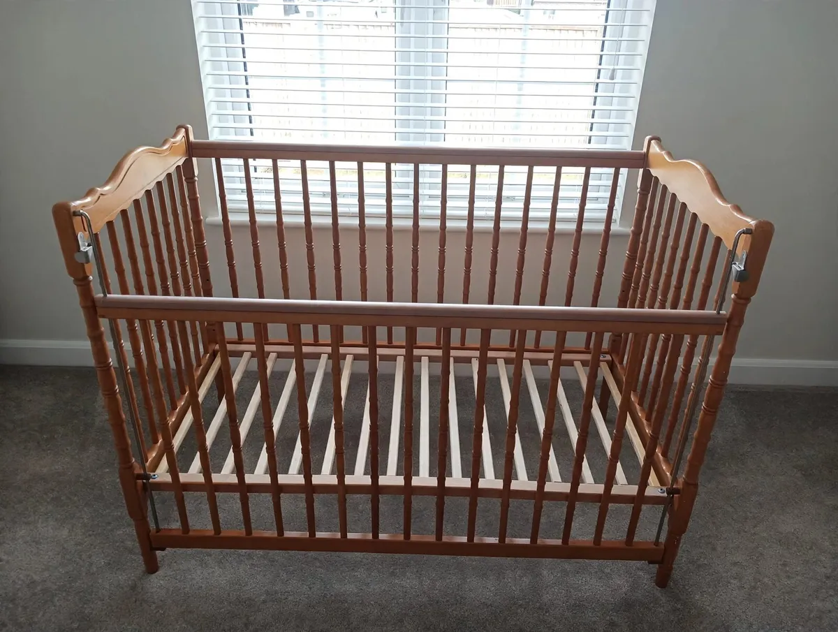 Cot - Image 2